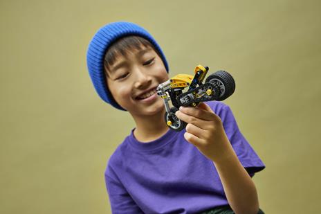 LEGO Technic Moto gialla - 5