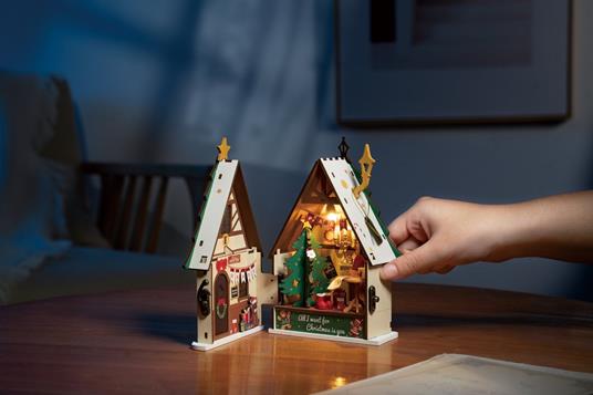 Twinkling Christmas House - Casa di Natale scintillante. Robotime - 2