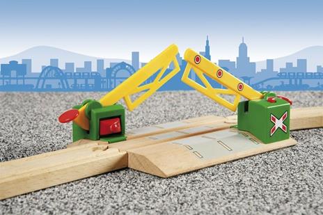 BRIO WORLD - Passaggio a Livello Magnetico, Accessorio per Pista Trenino BRIO, Età 3+ Anni - 15