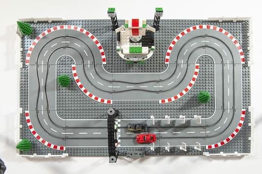 Reel Toys Micro Slot Race Pista Componibile Con 2 Auto In Scala 1 87 Lon Luci E Funzione Turbo Licenza Ufficiale - 3