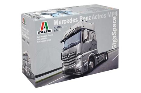 Italeri 3905 Kit di Montaggio Modellino di Camion/Rimorchio 1:24 - 2