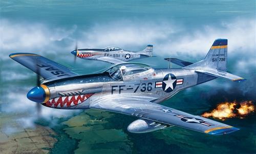 F-51D Mustang Fighter Plastic Kit 1:72 Model It0086