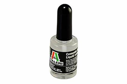 Cemento Liquido per Plastica 15 ml. Italeri IT3989P