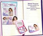 Violetta. Metal Trousse con Penna, Nastro Adesivo e Mini Block Notes