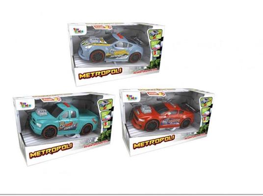 Metropoli Auto Tuning con lui e suoni