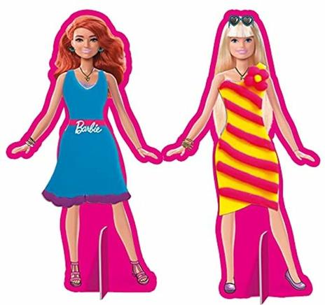 Barbie Dough Fashion Show - 4