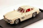 Mercedes 300 Sl Gullwing Street 1954 Ivory 1:43 Model Bg7087