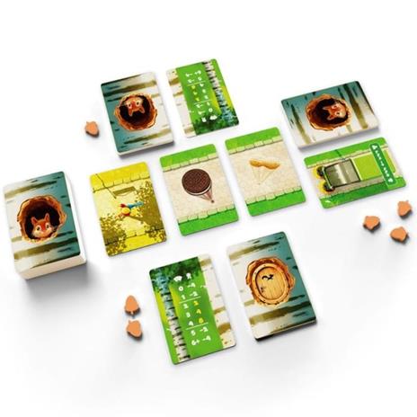 Squeaky - Travel - 2