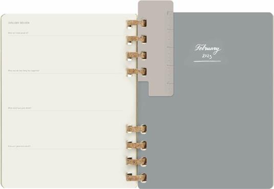 Agenda spiralata Moleskine 2023, 12 mesi, XL, Crush Olive - 20,4 x 25,2 cm - 9