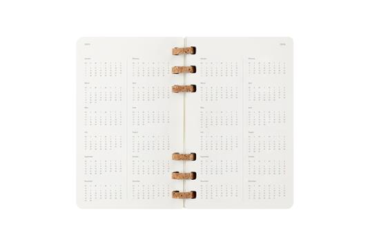 Agenda con rilegatura a spirale 2026 Moleskine. Nero - Large 15x21  - 6