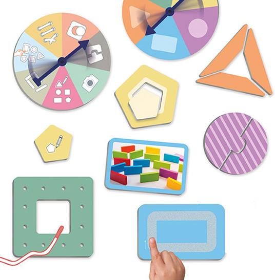 Gioco Educativo Multisensoriale: Scopriamo le Forme Geometriche, Ispirato al Metodo Montessori