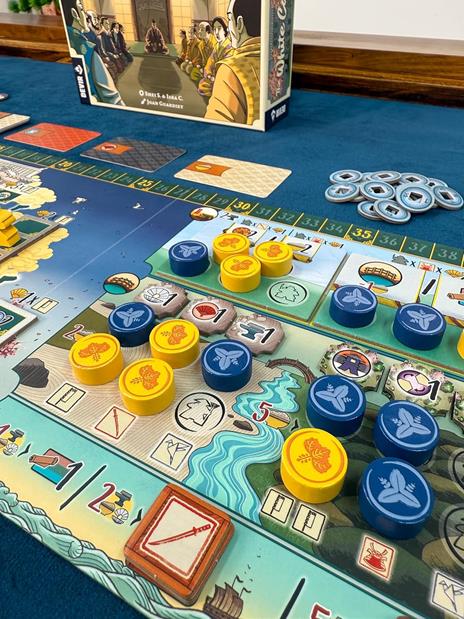 DEVIR The White Castle Duel – Gioco da Tavolo Strategico per 2 Giocatori, Piazzamento Dadi e Gestione Risorse, 10+ - 6