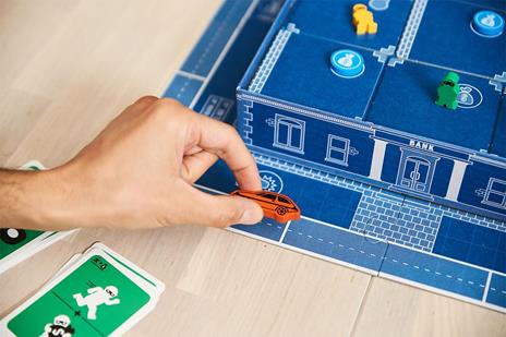 Jumbo How to Rob a Bank Board game Trivia - 5