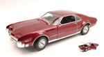 Oldsmobile Toronado 1966 Burgundi 1:18 Model LDC92708W