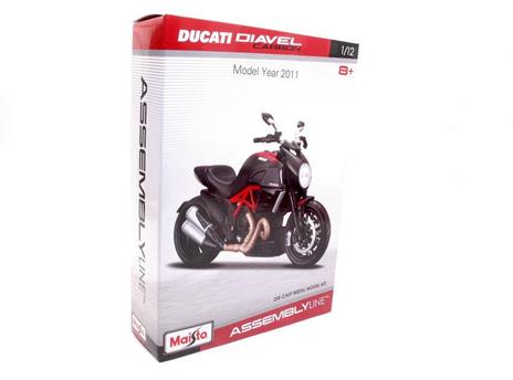 Ducati Diavel Carbon Die-Cast 1:12 Model Kit Mi39196 - 2