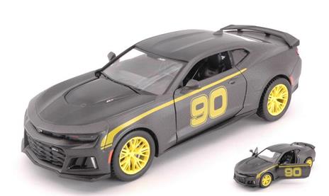 Chevrolet Camaro Zl1 2017 #90 Matt Black 1:24 Model Mtm79510Mbk