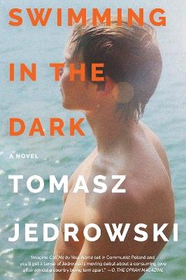 Swimming in the Dark - Tomasz Jedrowski - cover