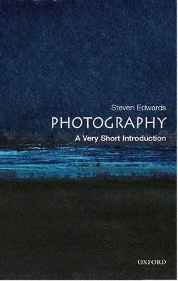 Photography: A Very Short Introduction - Steve Edwards - cover