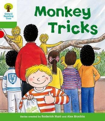 Oxford Reading Tree: Level 2: Patterned Stories: Monkey Tricks - Roderick Hunt - cover