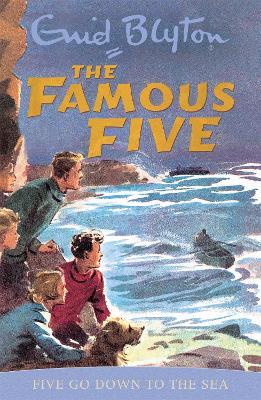 Famous Five: Five Go Down To The Sea: Book 12 - Enid Blyton - cover