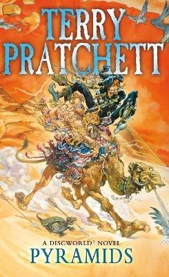 Pyramids: (Discworld Novel 7) - Terry Pratchett - cover