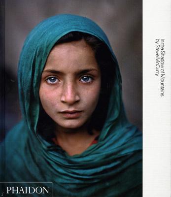 In the shadow of mountains - Steve McCurry - copertina