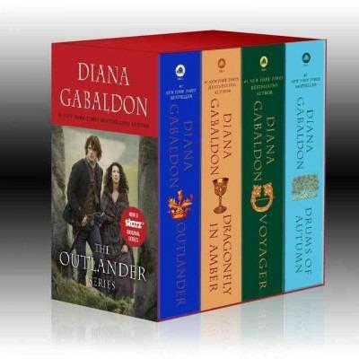 Outlander 4-Copy Boxed Set: Outlander, Dragonfly in Amber, Voyager, Drums of Autumn - Diana Gabaldon - cover