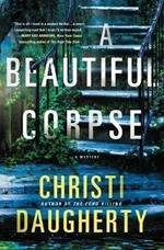 A Beautiful Corpse: A Harper McClain Mystery