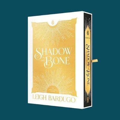 Shadow and Bone: The Collector's Edition - Leigh Bardugo - cover