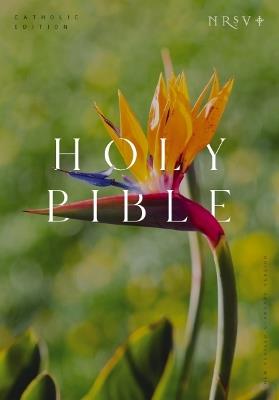 NRSV Catholic Edition Bible, Bird of Paradise Hardcover (Global Cover Series): Holy Bible - Catholic Bible Press - cover
