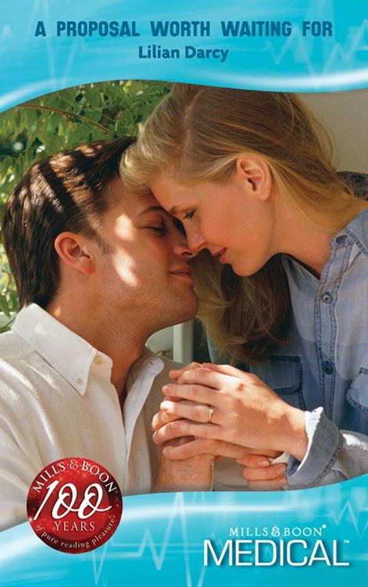 A Proposal Worth Waiting For (Crocodile Creek, Book 1) (Mills & Boon Medical)