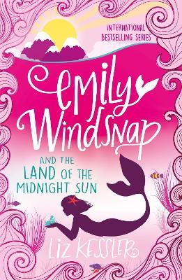 Emily Windsnap and the Land of the Midnight Sun: Book 5 - Liz Kessler - cover