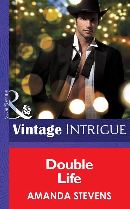 Double Life (He's a Mystery, Book 2) (Mills & Boon Intrigue)