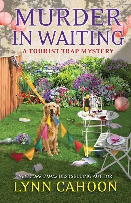 Murder in Waiting - Lynn Cahoon - cover