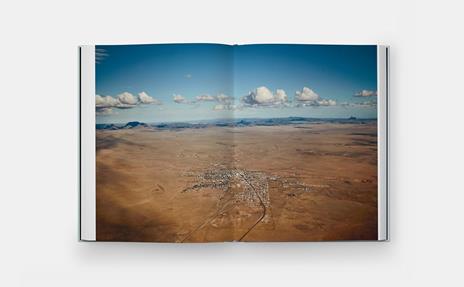 Ballroom Marfa - Virginia Lebermann,F. Dorn - 7