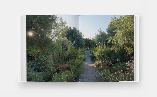 Glorious gardens - Dara Caponigro - 3