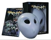 Batman: The Court of Owls Mask and Book Set - Scott Snyder,Greg Capullo - cover