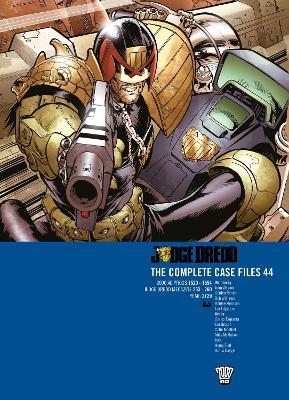 Judge Dredd: The Complete Case Files 44 - John Wagner,Gordon Rennie,Rob Williams - cover