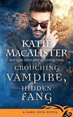 Crouching Vampire, Hidden Fang - Katie MacAlister - cover