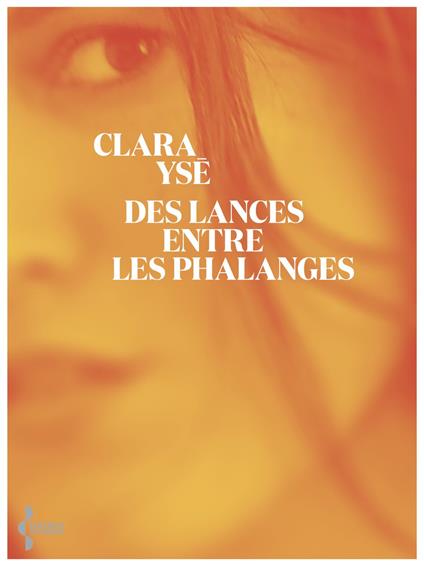 Des lances entre les phalanges