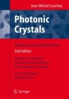 Photonic Crystals: Towards Nanoscale Photonic Devices - Jean-Michel Lourtioz,Henri Benisty,Vincent Berger - cover