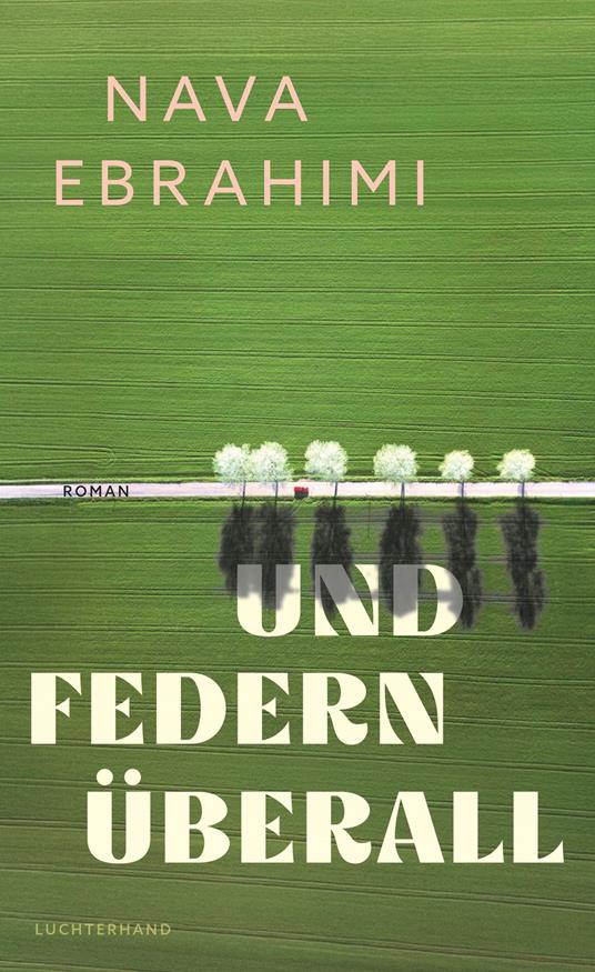 Und Federn überall