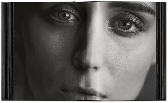 Peter Lindbergh. Shadows on the wall. 45th Ed. Ediz. inglese, francese e tedesca - Peter Lindbergh - 2