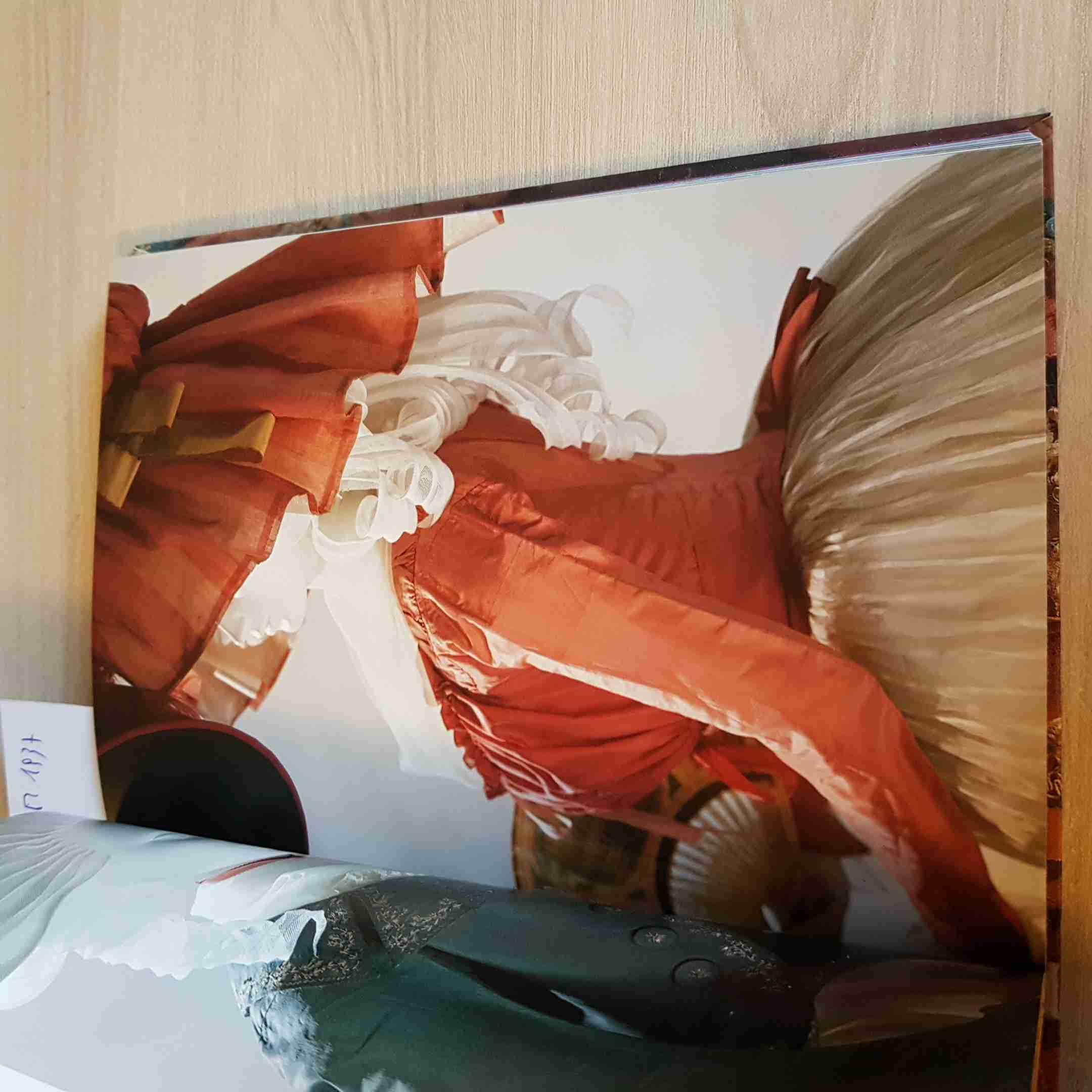 La moda. Icons. Dal XVIII al XX secolo