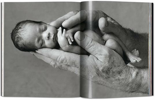 Anne Geddes: la storia e 10 curiosità sulla fotografa dei bambini