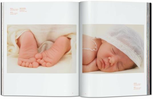 Small world. Ediz. italiana, spagnola e portoghese - Anne Geddes,Reuel Golden - 5