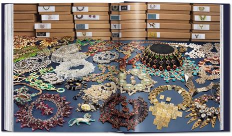 Costume jewelry. Ediz. inglese, francese e tedesca - Carol Woolton,Maria Luisa Frisa - 7