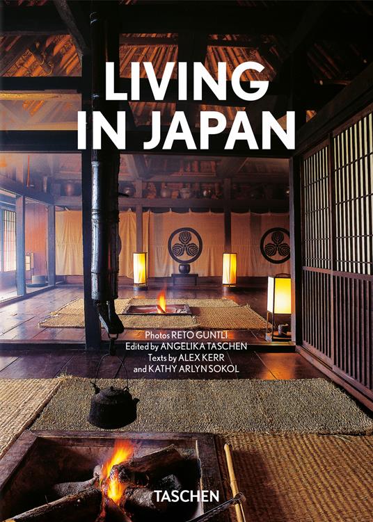 Living in Japan. 45th Ed. Ediz. inglese, francese e tedesca - copertina