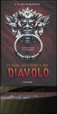 Tredici passi alla porta del diavolo - E. E. Richardson - copertina