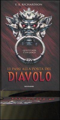 Tredici passi alla porta del diavolo - E. E. Richardson - copertina